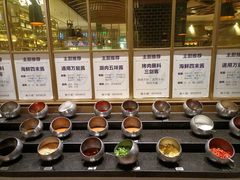 自助调料区-钱小奴海鲜自助黑金店(杭州滨江龙湖店)