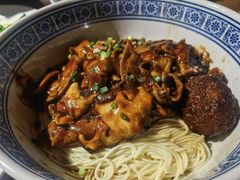 -沪西老弄堂面馆(定西路店)