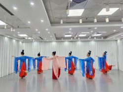 -深舞形体民族舞蹈工作室