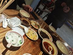 -老方桌烂蹄花川菜馆(九龙坡店)