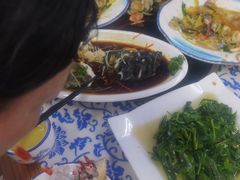 -范饭椰林川湘味海鲜·椰子鸡(三亚湾椰梦长廊店)