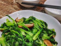 -百味手拨龙虾馆(愚园路店)