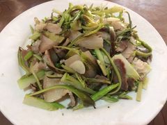 树头菜炒肉-苍洱春饭店