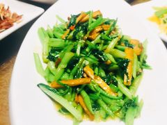 -吴记酱骨炖菜馆(康安路店)