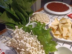 -山悦里 山野·鲜火锅(罗斯福广场店)