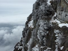 -峨嵋山金顶