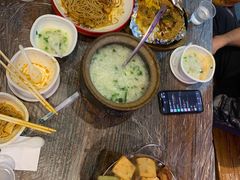 -老街烧烤大排档·地道湖北菜·龙虾馆(汉口火车站店)