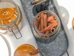 -UNI UNI(环亚凯瑟琳店)