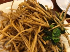 -郑东靓靓虾馆·金牌油焖大虾(天泽街店)