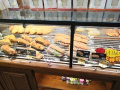 鸡扒汉堡-华荣西饼屋(榕江店)