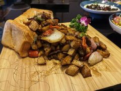吐司面包黑椒牛仔粒-梁溪河畔·吉府花园(南长街南下塘店)