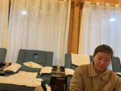 -腾冲洞山温泉村