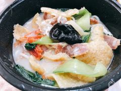 南京六鲜面-苓记南京鸭血粉丝.皮肚面(县东巷店)