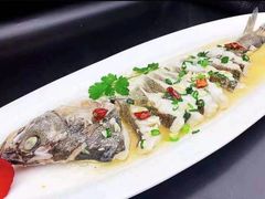 -松沪名灶·豆浆鱼头·新上海菜(飞航吾悦广场店)