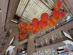 -乐蓬马歇百货公司(Rive Gauche)