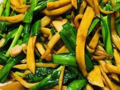 杏鲍菇炒韭菜-张包铺(道外店)