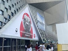 -东浩兰生上海世博展览馆