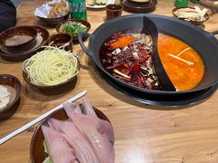 -虾领航小龙虾·吉林烧烤(柳州路店)