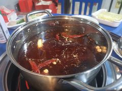 -马路边边麻辣烫(世纪金源店)