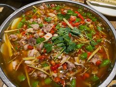 -三叔特色自贡菜(中海国际店)