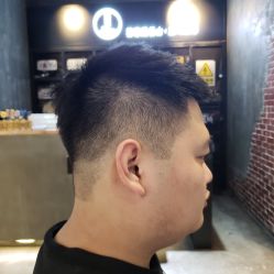 点击看大图 -Kraemer Paris 苏豪路易士·嘉玛发廊