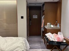 -广东大厦酒店(广州北京路步行街纪念堂地铁站店)