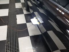 -鲨鱼皮汽车凹陷玻璃修复(静安店)