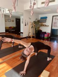 -Yvon yoga 瑜伽·精准体态管理中心