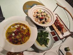 -香山湖家家宴(中山陵店)