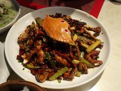 -胡桃里音乐餐厅(陶溪川店)(川湘赣菜·世界百大酒庄直供红酒·音乐表演)