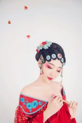 点击看大图 -盘子女人坊古装写真摄影(长春总店)