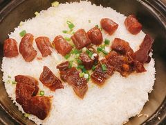 腊肠煲仔饭-猪肉婆私房菜(容桂总店)