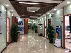 -茂菊口腔连锁(浦东南路店)