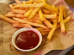 -MARU玛露音乐餐厅(大学路店)