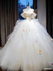 -MISS MIA 婚纱品牌馆