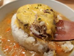 咖喱牛肉汉堡饭-红小满休闲餐厅(十全街店)