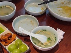 -裕兴记•蟹黄面馆(人民广场店)