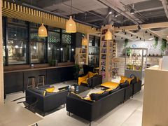 -光海书局(南京东路第一百货店)