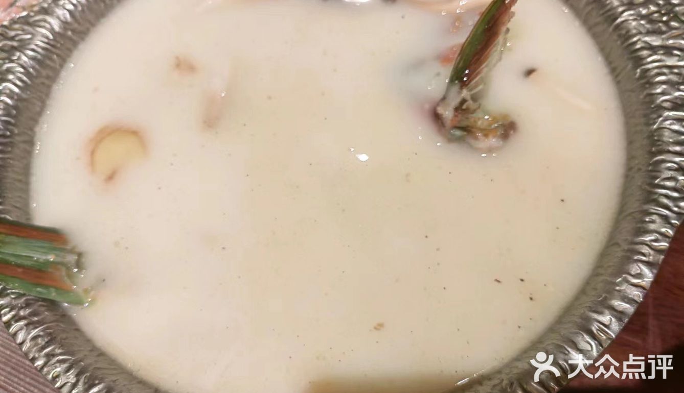 杭州探店｜只此一家的西沙鹦嘴鱼火锅🍲