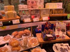 零售区-巴黎贝甜·生日蛋糕(环球中心店)