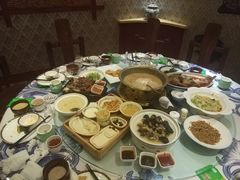 -蒙古大营·蒙古演绎餐厅(赛马场店)