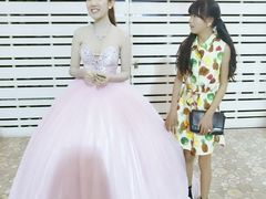 -金东尼人妖秀