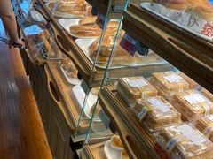 面包甜点陈列柜-新侨三宝乐面包店(崇文门店)
