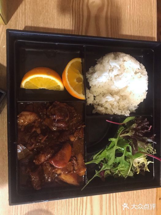 龙华中餐馆红烧牛腩图片