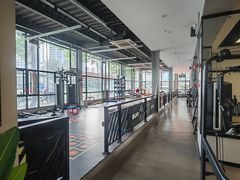 -奥龙堡游泳馆(广纸店)