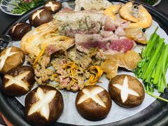 -曼格蒸汽活海鲜·榴莲自助(龙华黑金店)