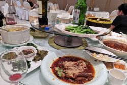 -喜临门婚宴广场·宴会厅