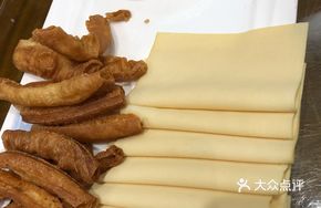 Tofu Skin with Pork Strips