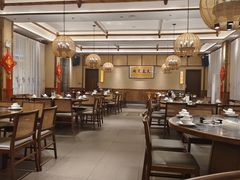 -湘力力小院·鱼汤泡饭(枫林路店)