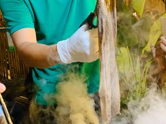 屠肠直供鲜极品毛肚-茅草房·河畔园林火锅
